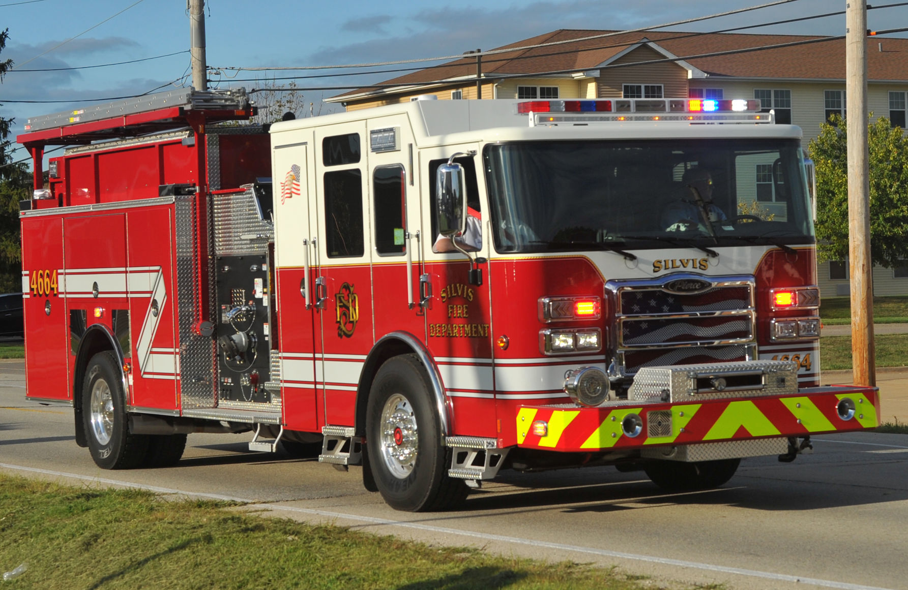 Silvis Fire Department new Pierce Enforcer Pumper